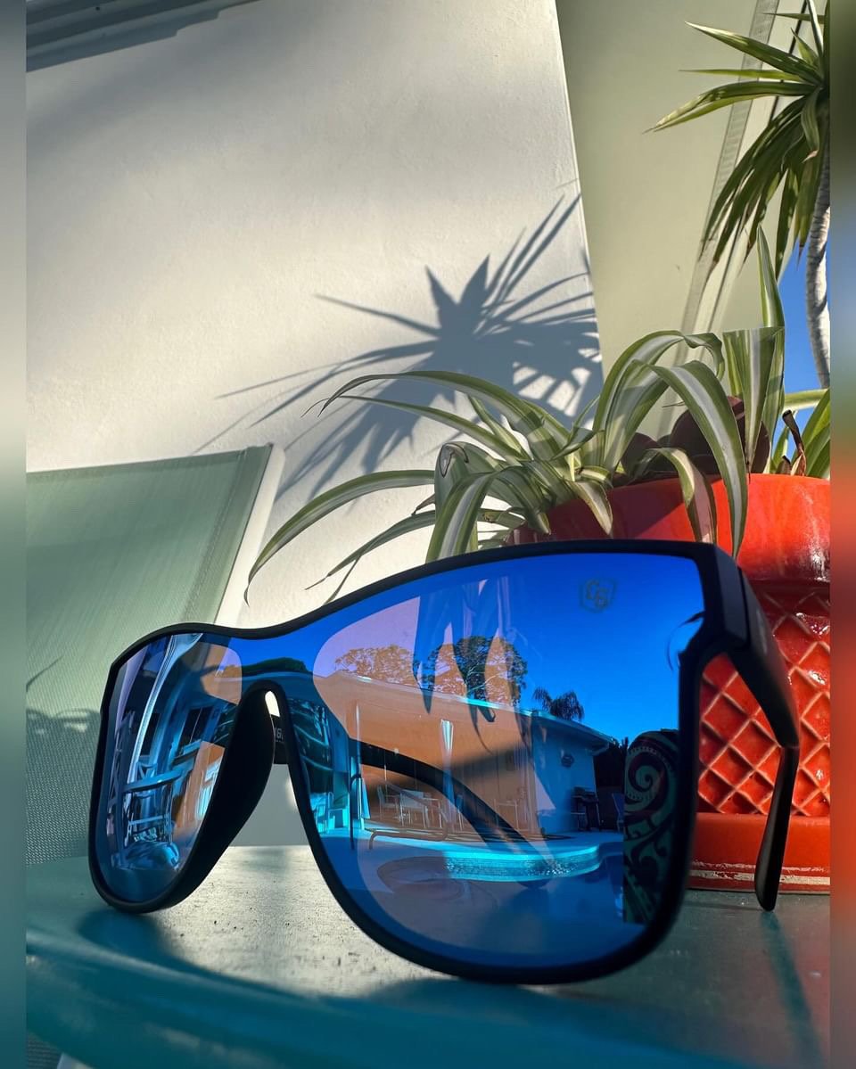 CanyonSix Venice Sunglasses | Midnight Polarized Edition - Image 6